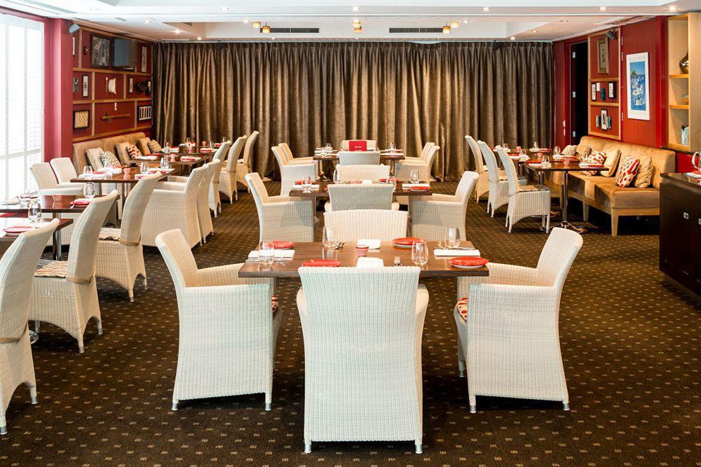 Bolton Hotel Wellington Dış mekan fotoğraf The restaurant